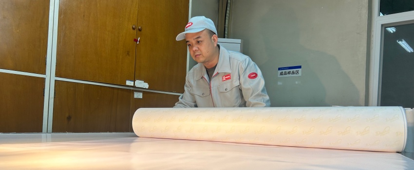 亮相即滿(mǎn)產(chǎn)！樂(lè )凱多功能涂布材料新產(chǎn)線(xiàn)交出亮眼成績(jì)單